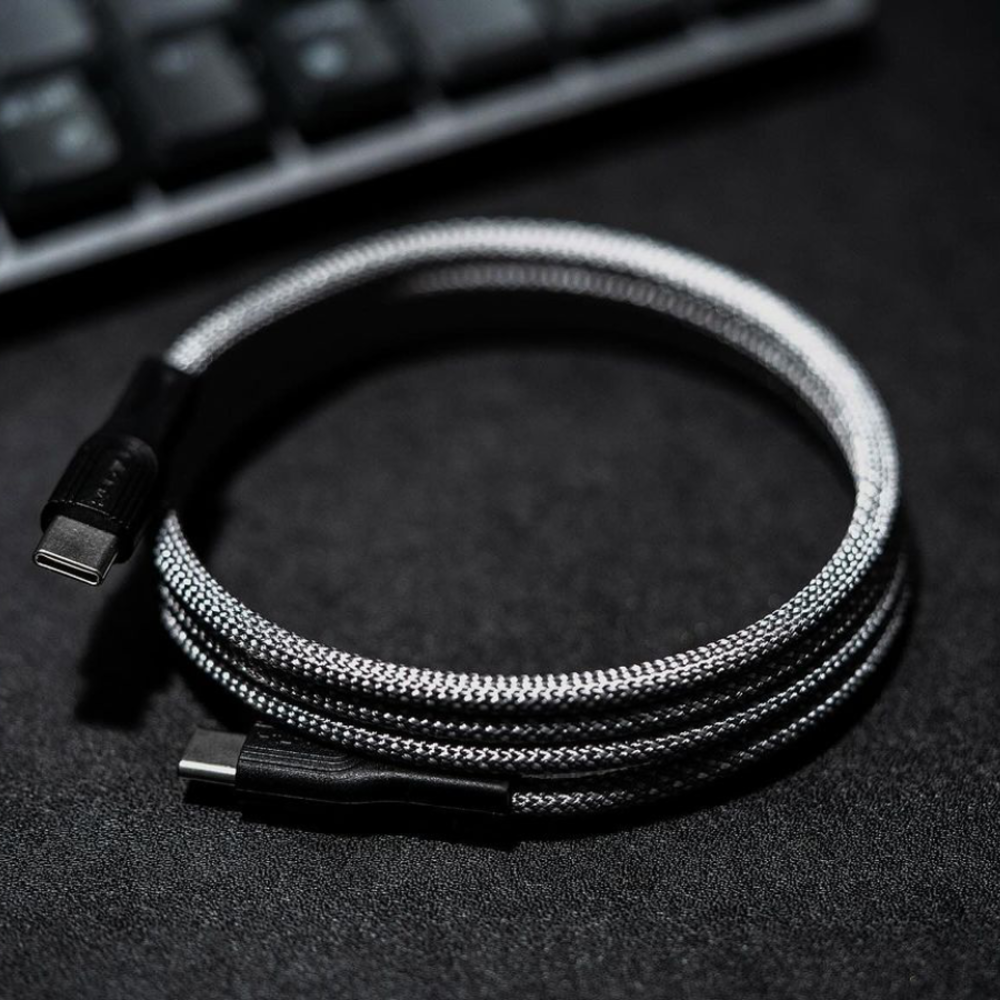 Cable Black/Silver USB-C a Lightning Magtame 1.5 m 27W