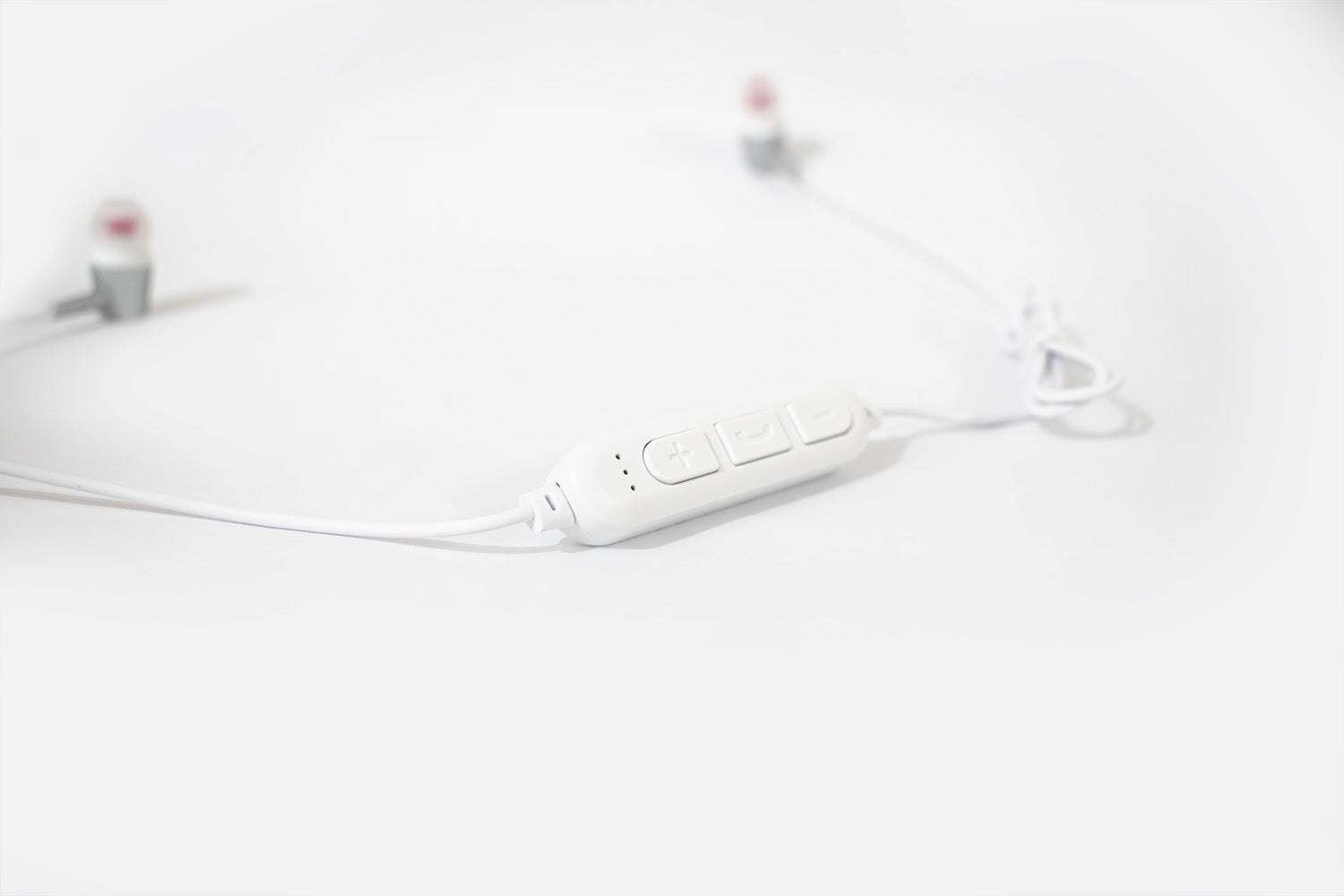 Audífonos Bluetooth K334 Yaku Tech Blanco